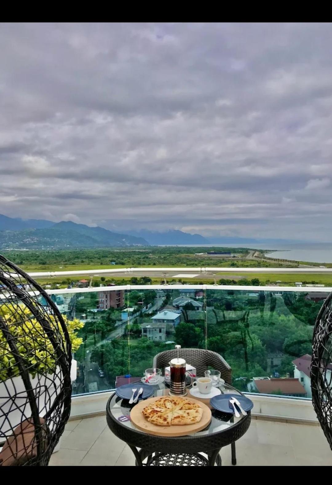 Sunrise Apart-Hotel Batumi Exterior foto